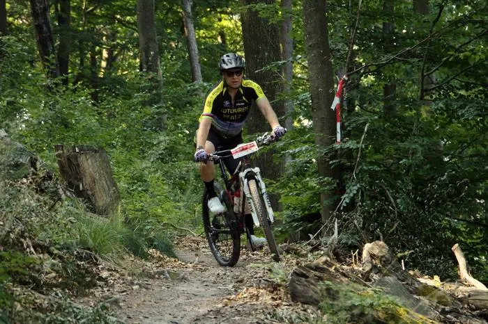 Stefan Steinweg auf dem Trail im Pfälzer Wald